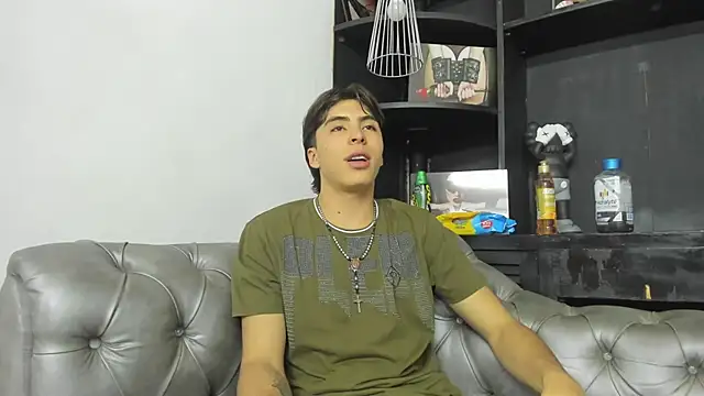 HeellBoy  online show from 11-08-25, 01:17