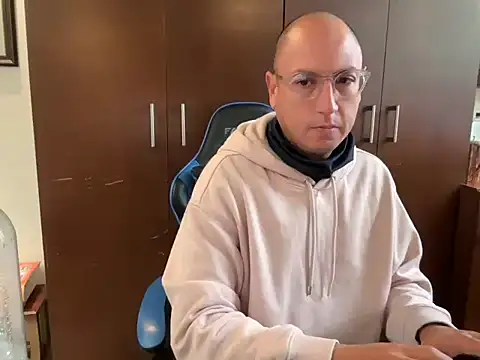 alanan881 online show from 01-20-25, 03:07