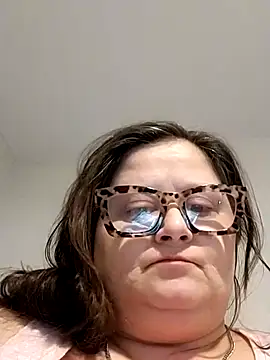 staceysmomfow online show from 01-21-25, 01:39