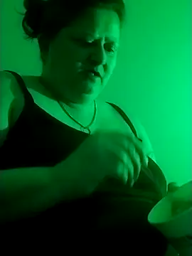 staceysmomfow online show from 01-23-25, 03:16