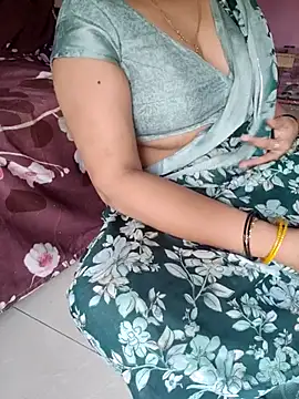 Snapshot of samitasharma chatting on 05-14-26, 05:36 samitasharma online show from 05-14-26, 05:36