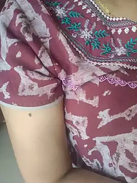Snapshot of samitasharma chatting on 05-16-26, 08:00 samitasharma online show from 05-16-26, 08:00
