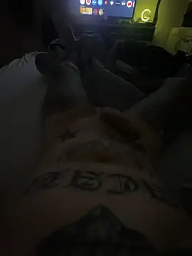 Snapshot of Tyson8897 chatting on 01-13-25, 04:18 Tyson8897 online show from 01-13-25, 04:18