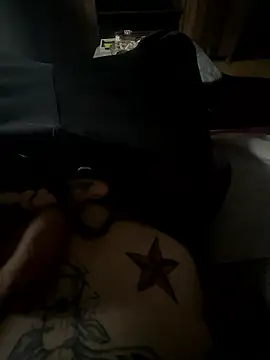 Snapshot of Tyson8897 chatting on 01-08-26, 11:01 Tyson8897 online show from 01-08-26, 11:01