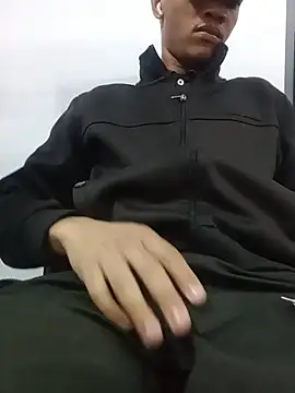 younglover250 online show from 06-11-26, 06:22
