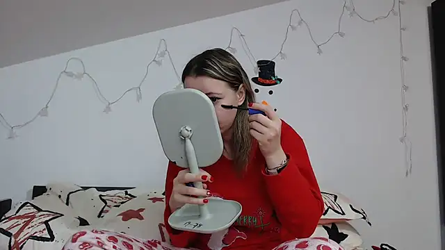 Snapshot of SweetMaddy888 chatting on 01-11-25, 04:06 SweetMaddy888 online show from 01-11-25, 04:06