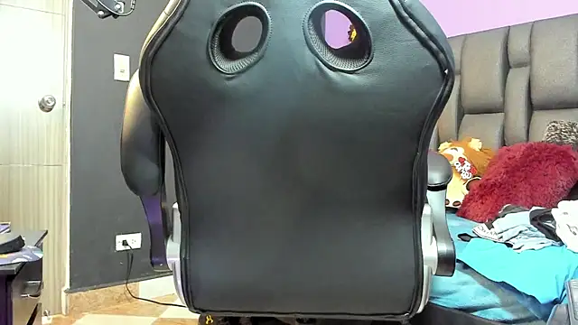 Lyon vach online show from 02-17-26, 02:02