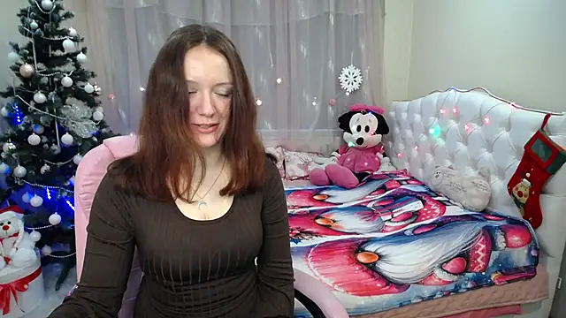 Snapshot of BarbaraStily chatting on 01-18-25, 11:00 BarbaraStily online show from 01-18-25, 11:00