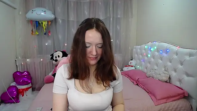 Snapshot of BarbaraStily chatting on 01-24-25, 11:48 BarbaraStily online show from 01-24-25, 11:48