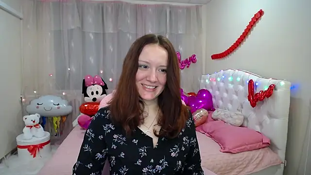 Snapshot of BarbaraStily chatting on 01-31-25, 11:35 BarbaraStily online show from 01-31-25, 11:35