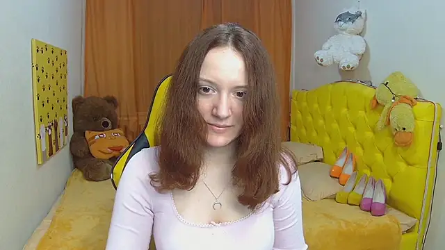 Snapshot of BarbaraStily chatting on 02-02-25, 02:45 BarbaraStily online show from 02-02-25, 02:45