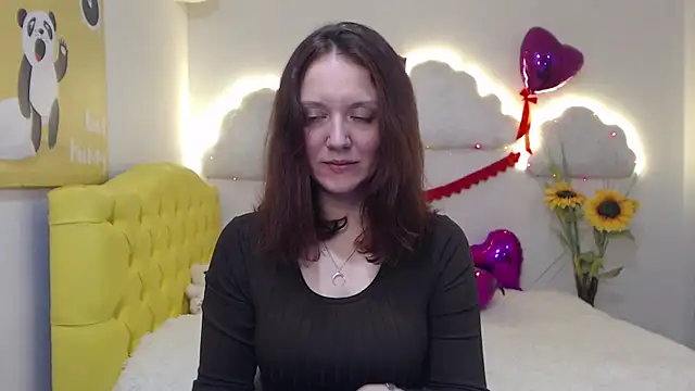 Snapshot of BarbaraStily chatting on 02-15-25, 02:55 BarbaraStily online show from 02-15-25, 02:55