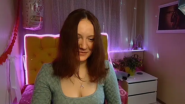 Snapshot of BarbaraStily chatting on 02-17-25, 08:09 BarbaraStily online show from 02-17-25, 08:09