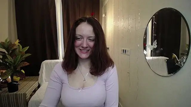 Snapshot of BarbaraStily chatting on 03-02-25, 02:43 BarbaraStily online show from 03-02-25, 02:43