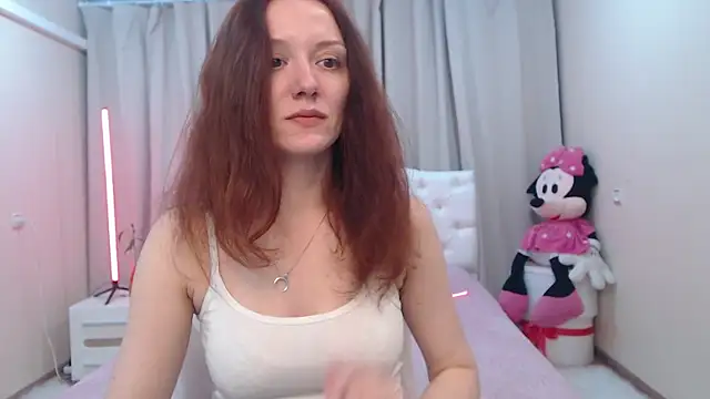 BarbaraStily online show from 04-25-26, 06:49