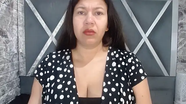 Snapshot of Catherine_tabarezx chatting on 02-01-25, 11:43 Catherine tabarezx online show from 02-01-25, 11:43