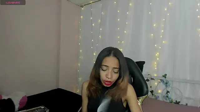 Abigail Wilson  online show from 01-31-25, 11:56