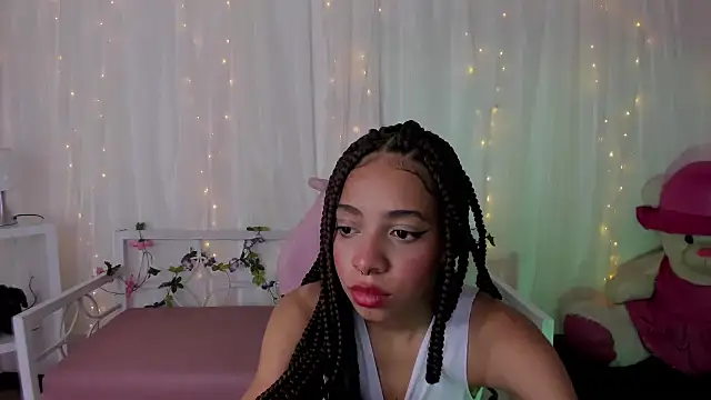 Abigail Wilson  online show from 02-18-25, 11:52