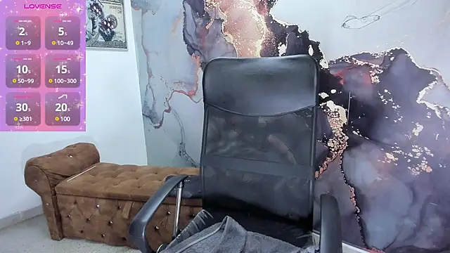 Snapshot of MarcelaCampo chatting on 02-23-25, 05:56 MarcelaCampo online show from 02-23-25, 05:56