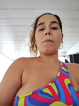 Snapshot of LaurenWelly_ chatting on 03-17-25, 08:40 LaurenWelly  online show from 03-17-25, 08:40