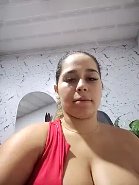 Snapshot of LaurenWelly_ chatting on 09-23-25, 02:47 LaurenWelly  online show from 09-23-25, 02:47