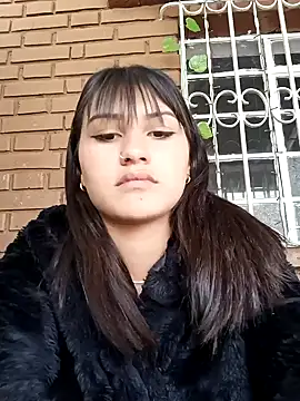 Snapshot of Nicky-7 chatting on 01-24-25, 08:32 Nicky-7 online show from 01-24-25, 08:32