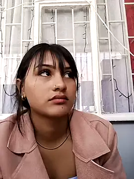 Snapshot of Nicky-7 chatting on 01-27-25, 06:20 Nicky-7 online show from 01-27-25, 06:20