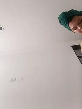 Snapshot of Nicky-7 chatting on 02-11-26, 06:57 Nicky-7 online show from 02-11-26, 06:57