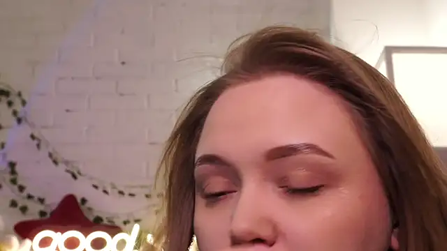 MonicaAsis online show from 04-25-26, 06:27