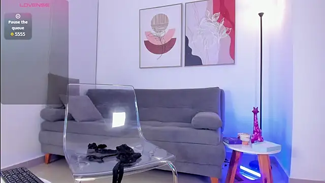 sofiiajones online show from 04-19-26, 11:18