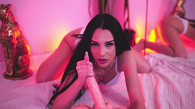 Snapshot of HaylieMilf chatting on 02-11-26, 06:02 HaylieMilf online show from 02-11-26, 06:02