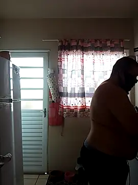 Snapshot of alexsjp17 chatting on 11-13-25, 04:06 alexsjp17 online show from 11-13-25, 04:06