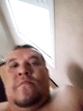 Snapshot of alexsjp17 chatting on 11-14-25, 11:20 alexsjp17 online show from 11-14-25, 11:20