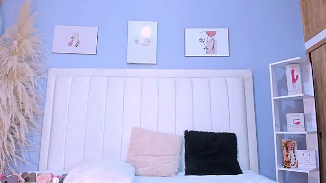 Paula-Brown1 online show from 03-06-25, 07:21