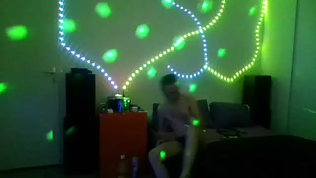 Snapshot of brunoguunot chatting on 03-08-25, 11:18 brunoguunot online show from 03-08-25, 11:18