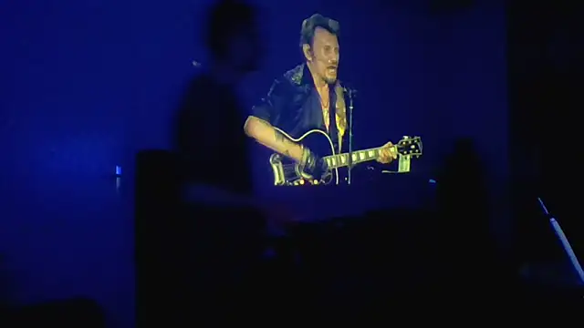 Snapshot of brunoguunot chatting on 10-25-25, 04:57 brunoguunot online show from 10-25-25, 04:57