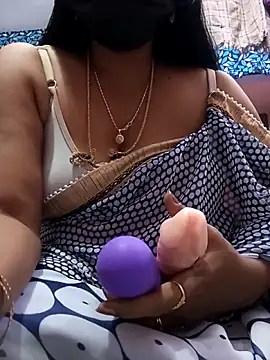 Tamil sreelekha online show from 11-26-25, 04:41