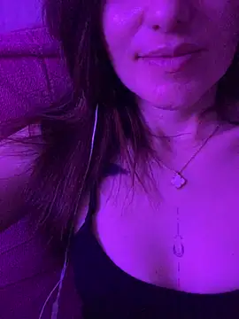 Snapshot of Larissasafadinha chatting on 12-10-24, 12:39 Larissasafadinha online show from 12-10-24, 12:39