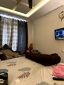 Hotty-Sana online show from 11-26-25, 09:10