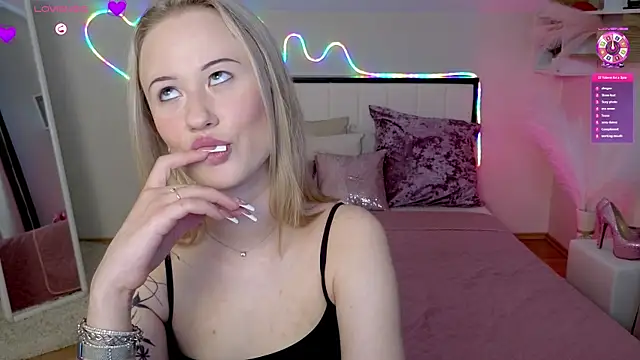 SashaBrooks online show from 04-28-26, 02:11