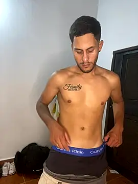 Snapshot of Dalton_oficial chatting on 09-10-25, 07:47 Dalton oficial online show from 09-10-25, 07:47