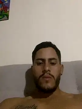 Snapshot of Dalton_oficial chatting on 10-31-25, 01:17 Dalton oficial online show from 10-31-25, 01:17