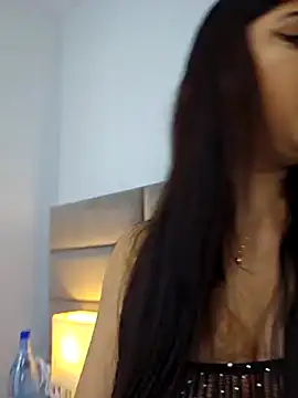 ZendayaClark online show from 03-14-25, 03:59