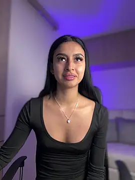 maddy bronw  online show from 01-18-25, 02:47