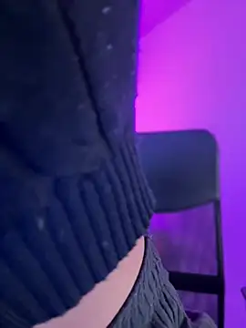 maddy bronw  online show from 01-24-25, 10:30