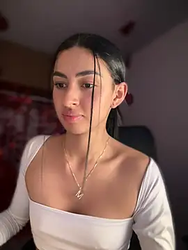 maddy bronw  online show from 02-14-25, 12:09