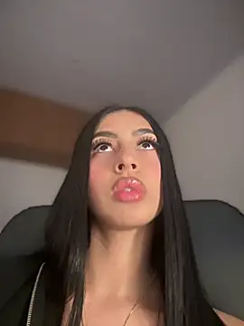 maddy bronw  online show from 02-16-25, 12:52