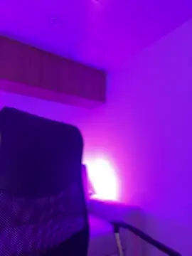 maddy bronw  online show from 02-21-25, 11:21