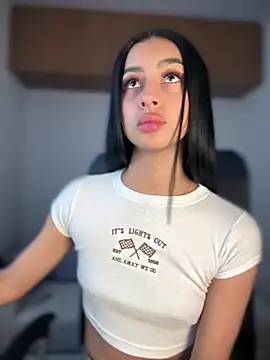 maddy bronw  online show from 02-28-25, 10:39