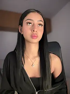 maddy bronw  online show from 03-13-25, 12:27